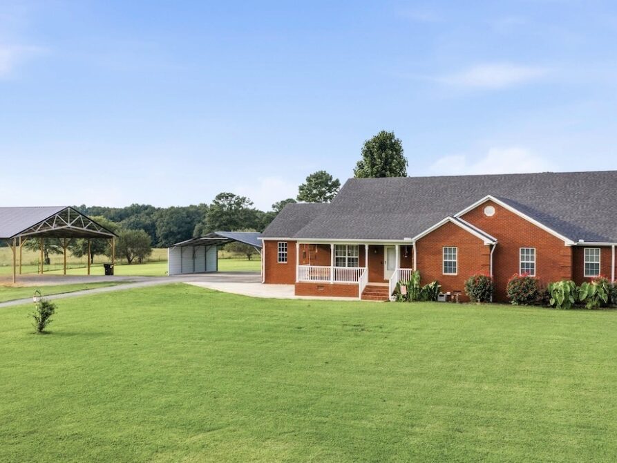 214 County Road 664 Pisgah, AL